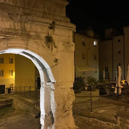 San Giusto * ترييستي
